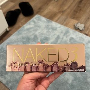 Urban Decay naked 3 eye palette.